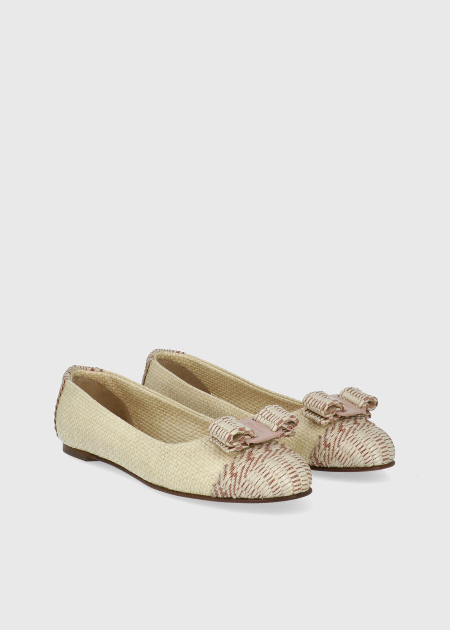 Ferragamo Flat Varina FRG-VARINAWR