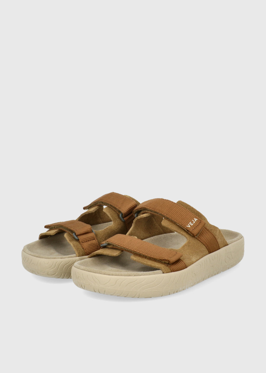VEJA Sandalia Arpoador para hombre VJA-ZCARPOAD