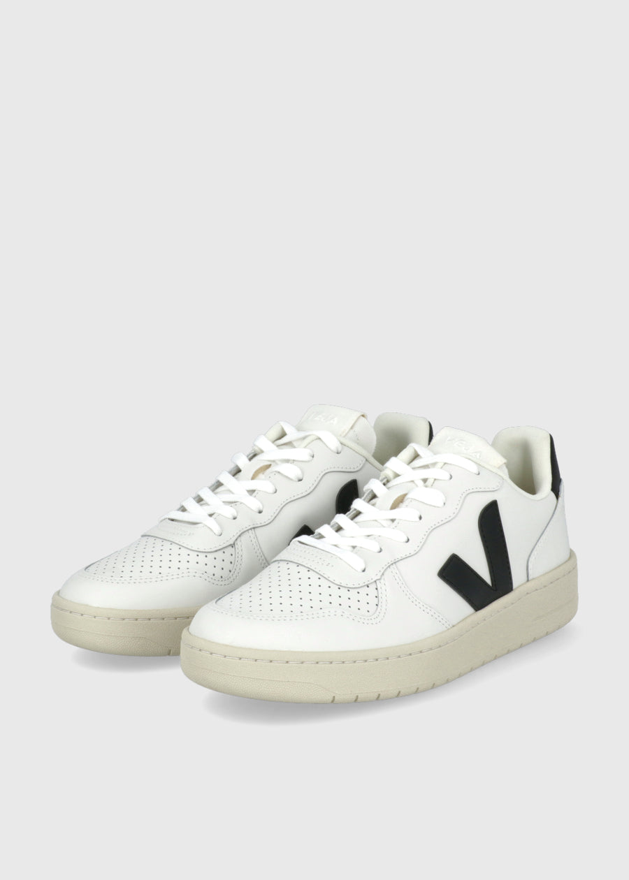 Veja Sneakers V-10 ChromeFree VJA-ZCV10