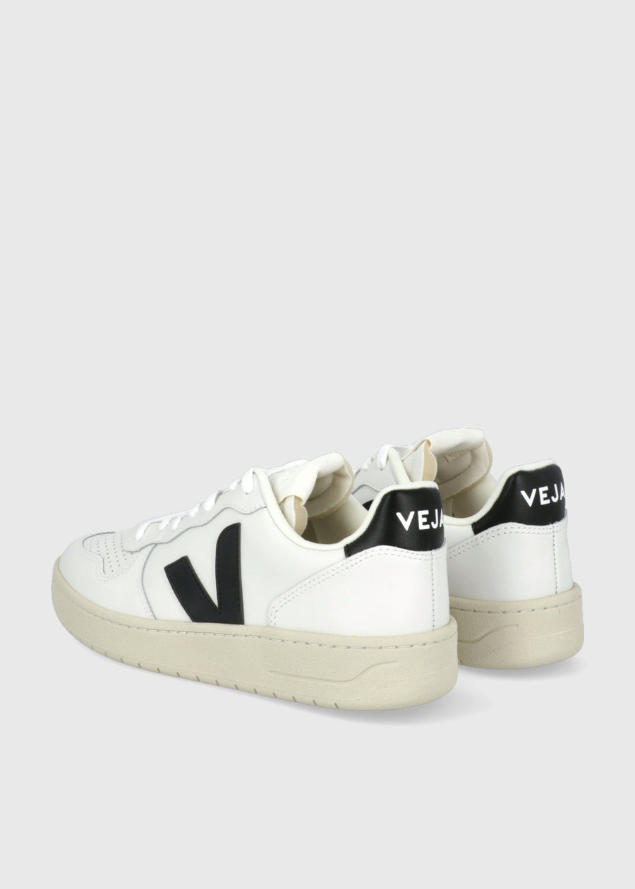 Veja Sneakers V-10 ChromeFree VJA-ZCV10