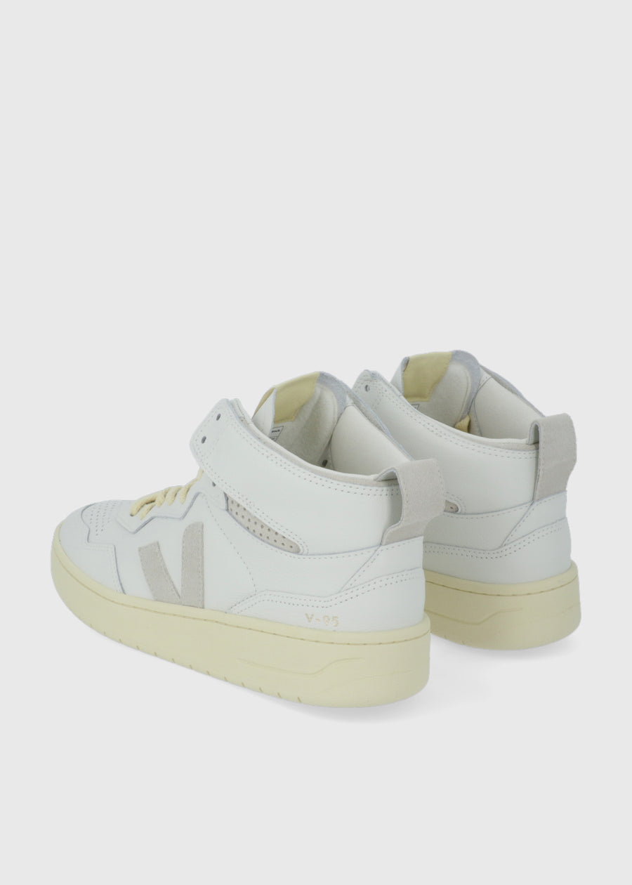 Veja Sneakers V-95 VJA-ZCV95