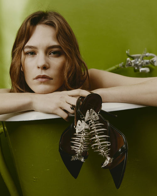 GIUSEPPE ZANOTTI / MUJER