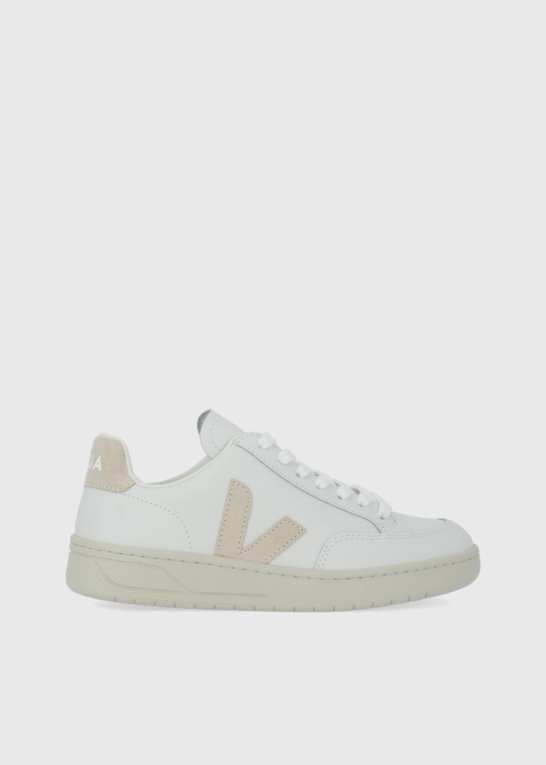 Veja Sneakers VJA-ZDV12