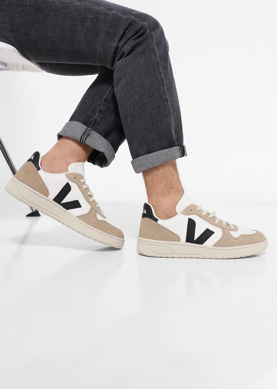 Veja Sneakers V-10 ChromeFree VJA-ZCV10