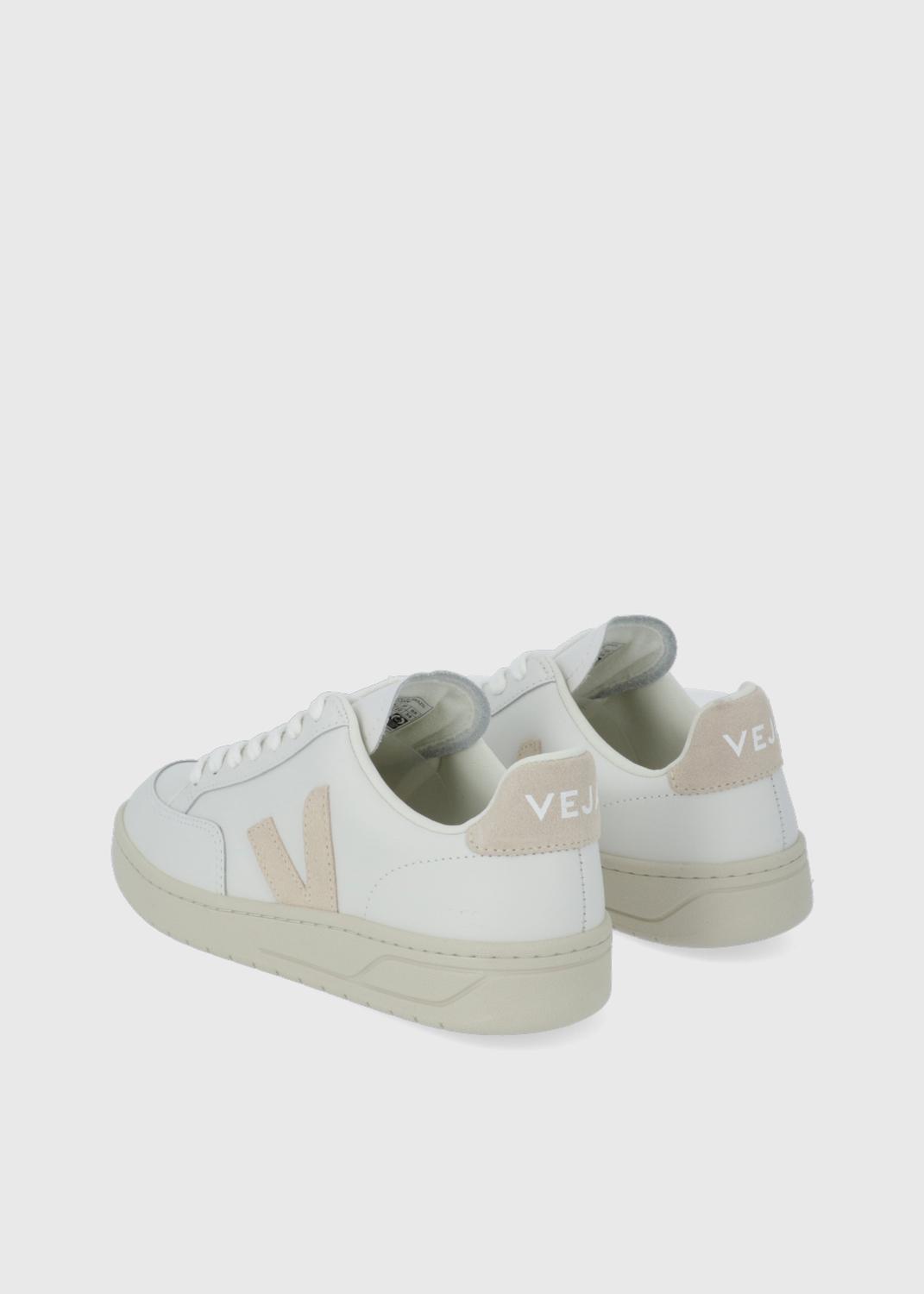 Veja Sneakers VJA-ZDV12