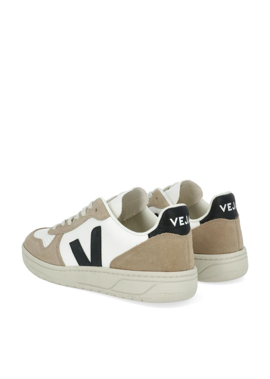 Veja Sneakers V-10 ChromeFree VJA-ZCV10