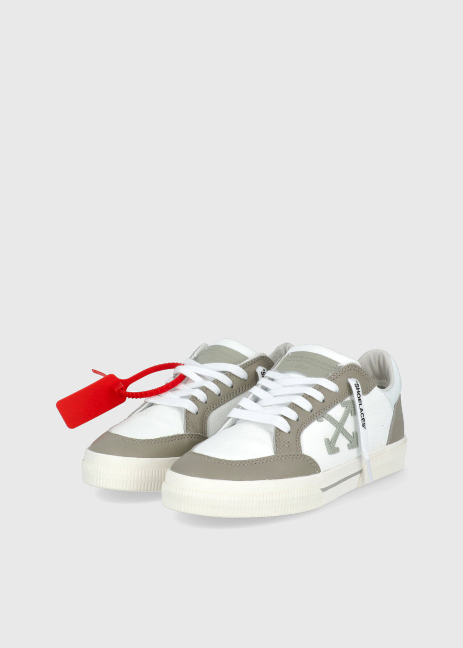 Off-White Sneakers New Vulcanized FFW-OWIA288S