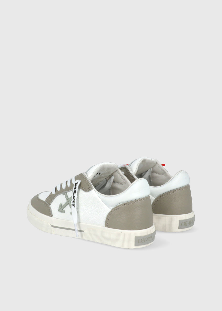 Off-White Sneakers New Vulcanized FFW-OWIA288S