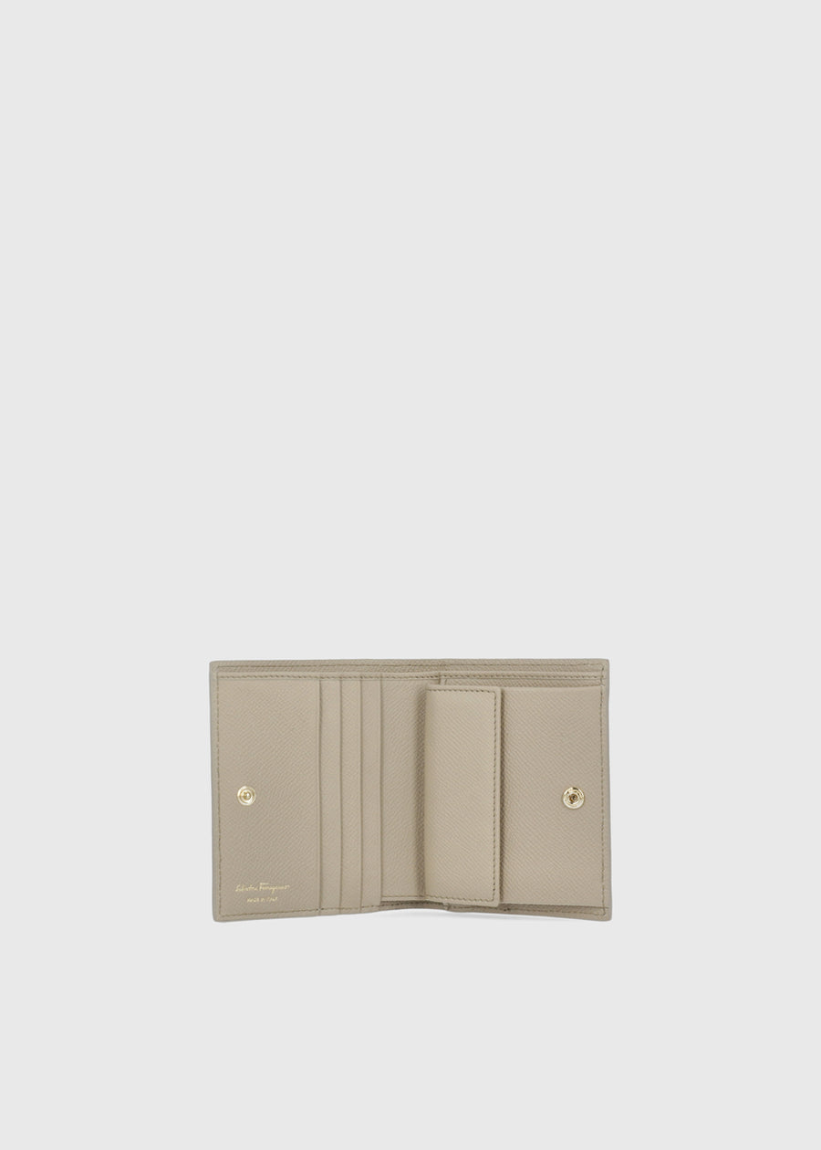 Salvatore Ferragamo cartera compacta Gancini FRG-22D780