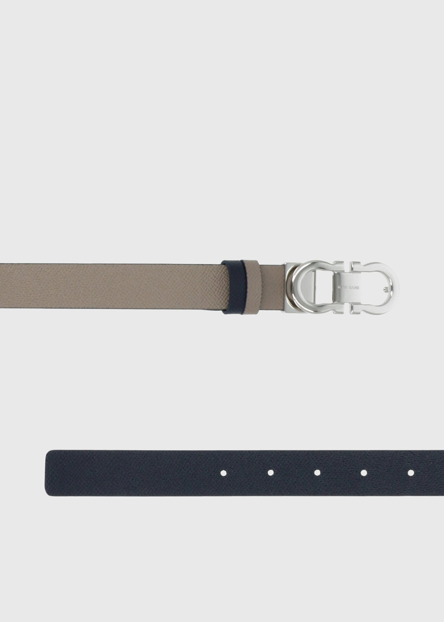 FERRAGAMO cinturón  ajustable y reversible Gancini FRG-230294