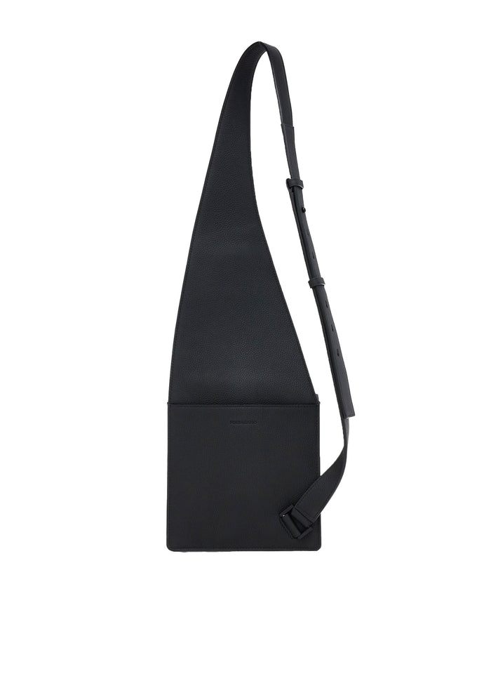 Ferragamo  Mochila mensajera asimétrica  FRG-241351