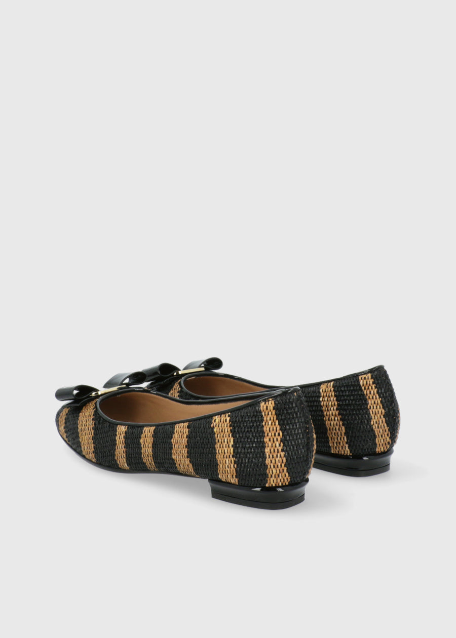 Ferragamo Flats FRG-VARINA2