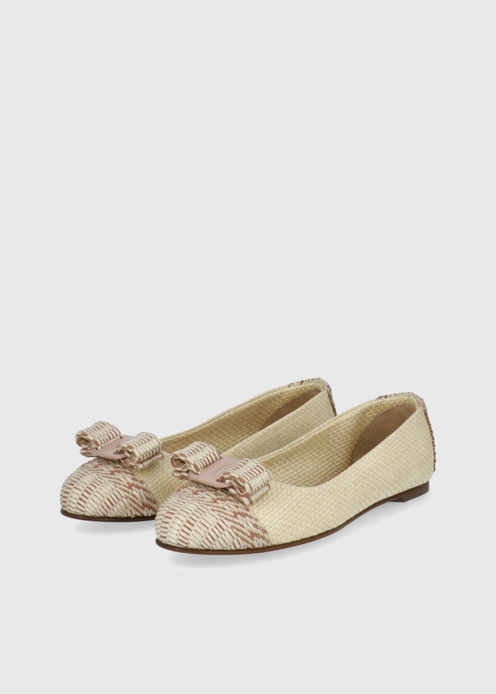 Ferragamo  Flat Varina FRG-VARINAWR