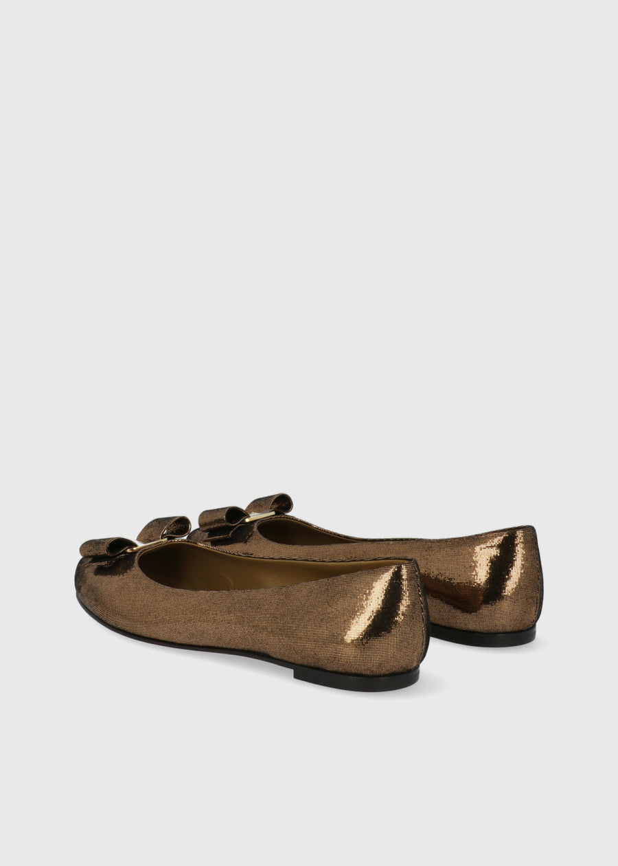 Ferragamo Flats FRG-VARINMRP