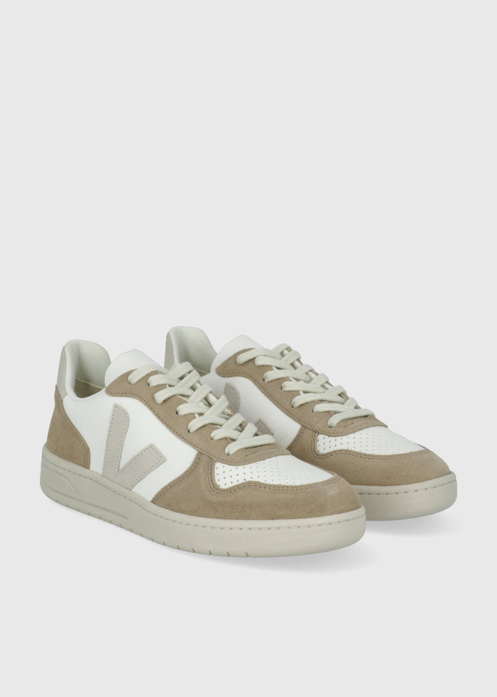 Veja Sneakers V-10 ChromeFree VJA-ZCV10