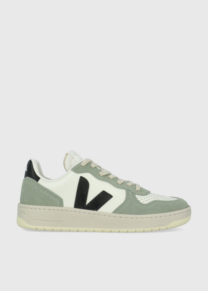 Veja Sneakers V-10 ChromeFree VJA-ZCV10