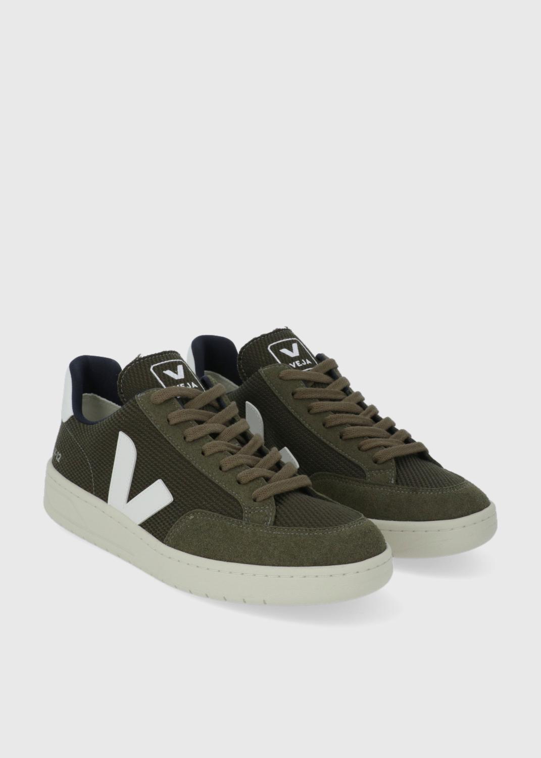 Veja Sneakers VJA-ZCV12